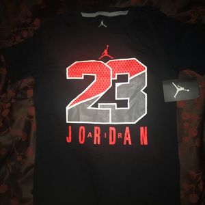 Air Jordan kids shirt small 8-10yrs
